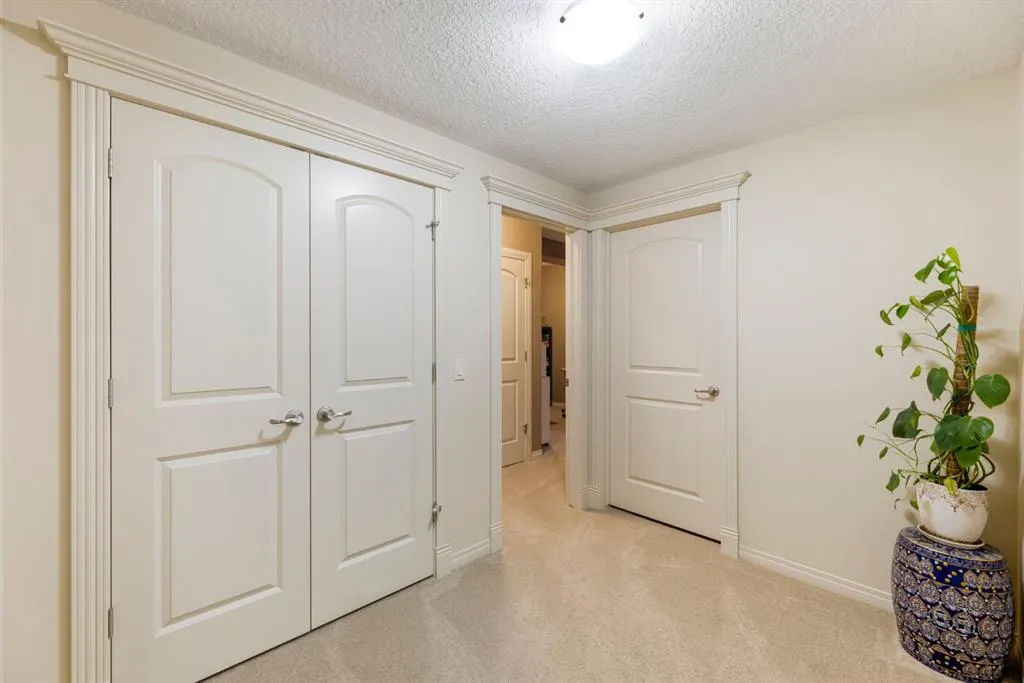 200 Auburn Sound View SE