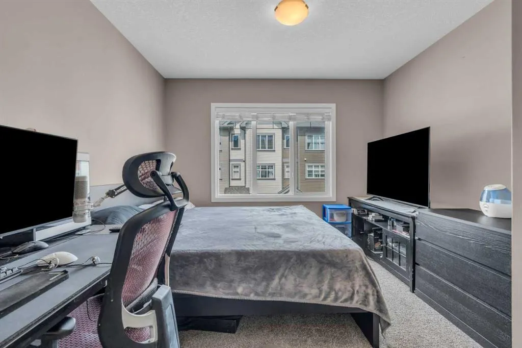 93 Copperstone Common SE