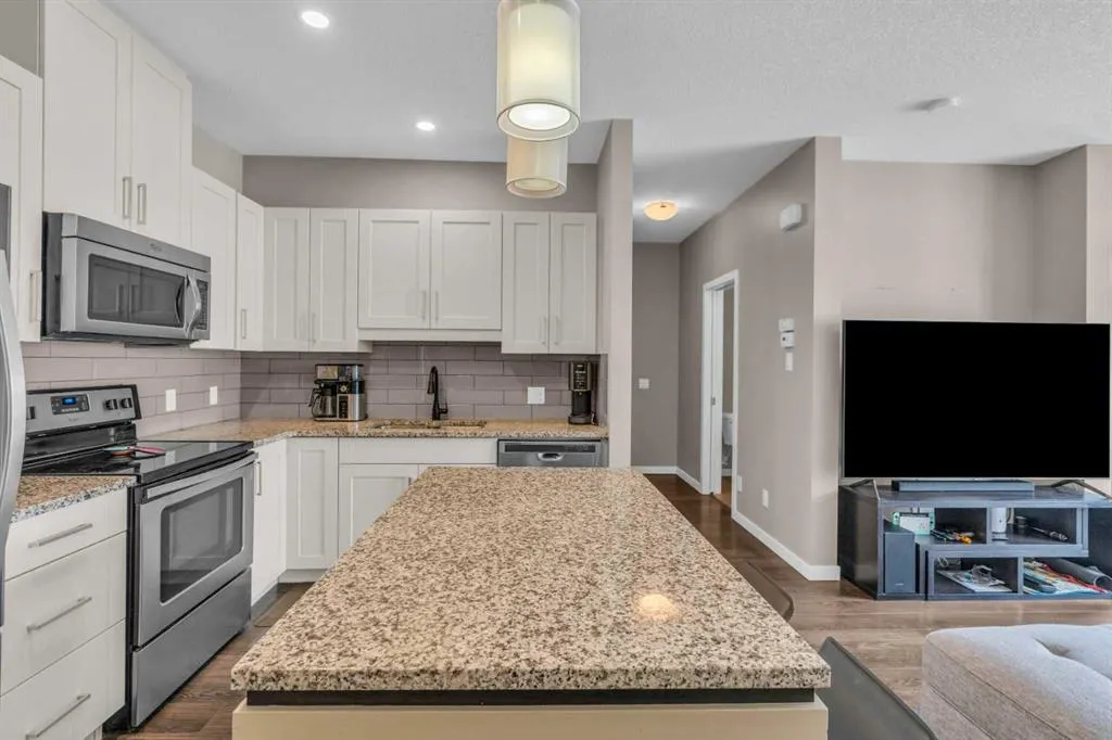 93 Copperstone Common SE