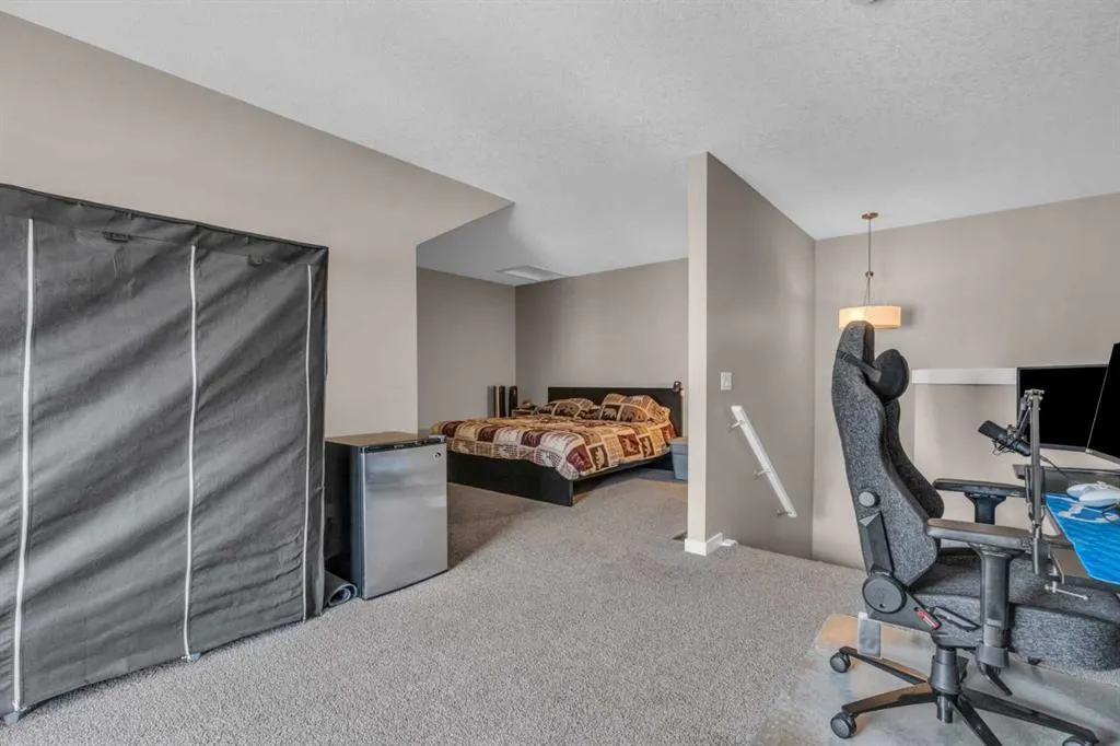 93 Copperstone Common SE