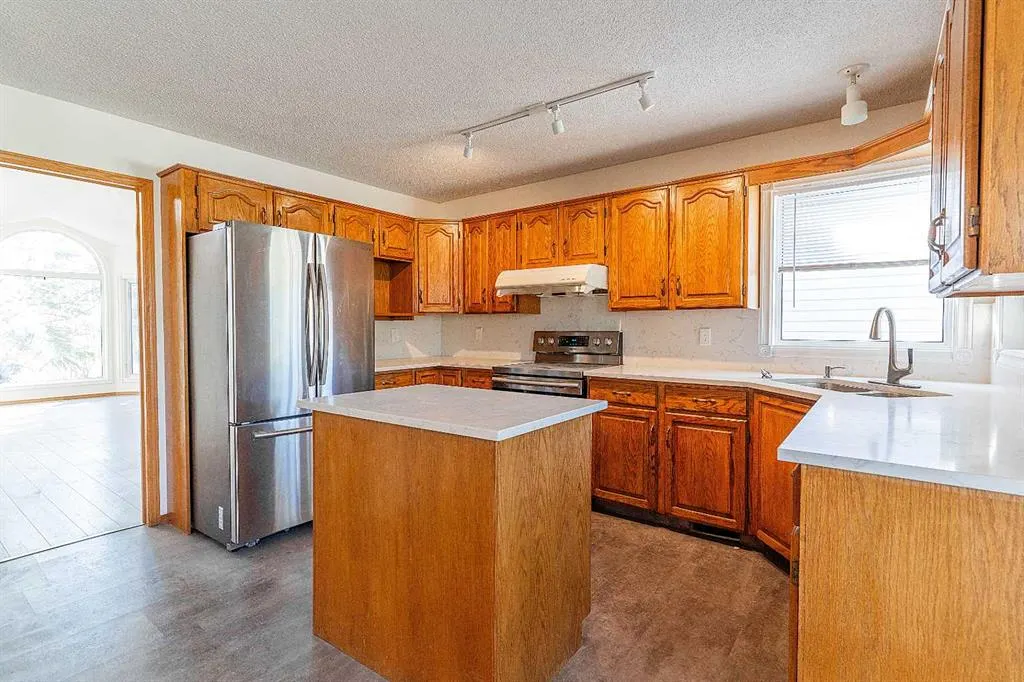 266 Edgepark Way NW