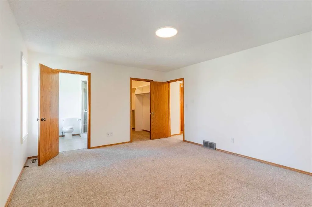 266 Edgepark Way NW