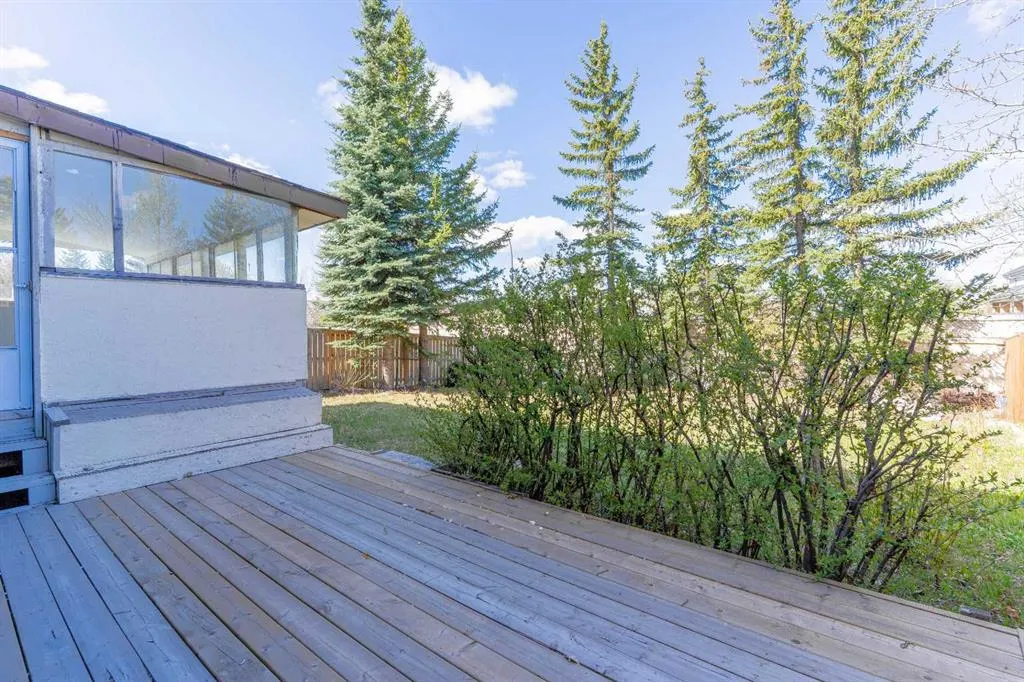 266 Edgepark Way NW