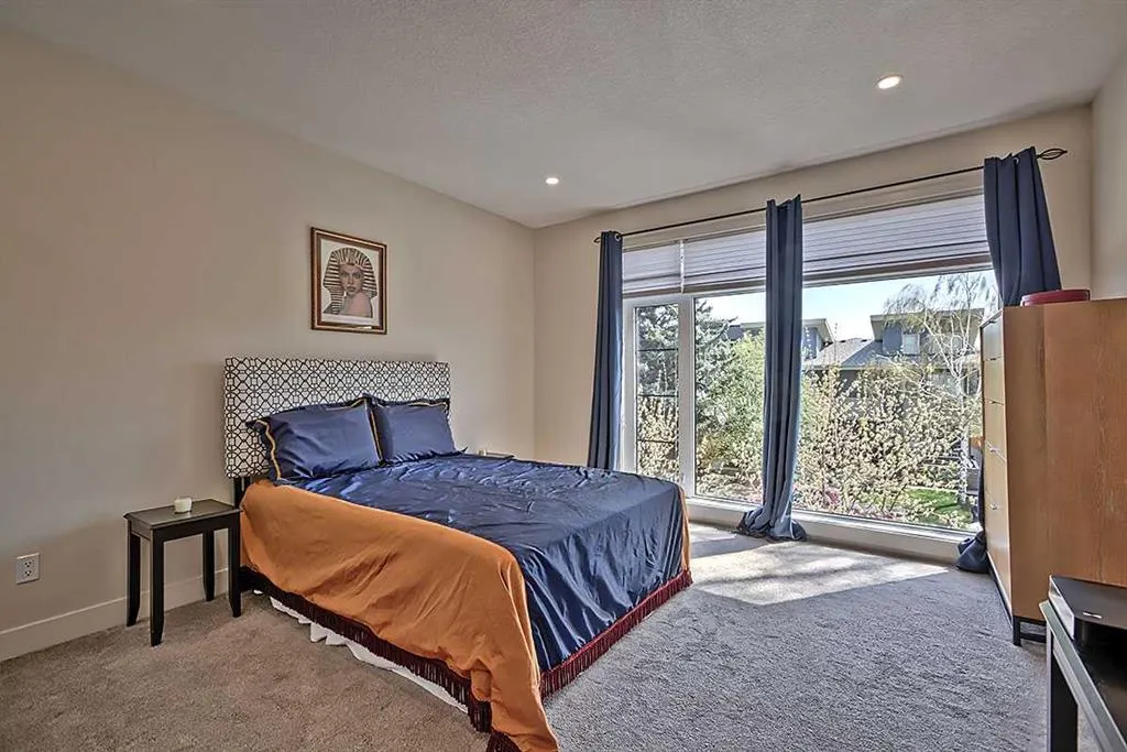 1931 36 Street SW, #1