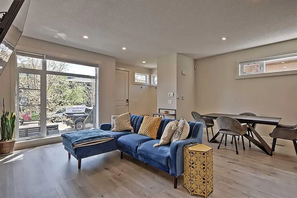 1931 36 Street SW, #1