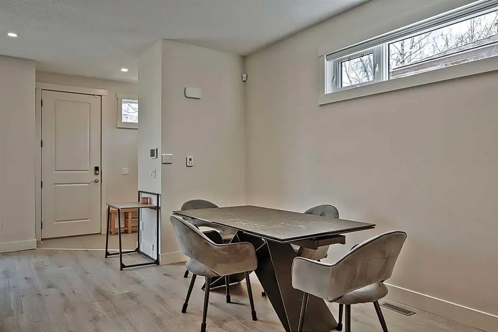 1931 36 Street SW, #1