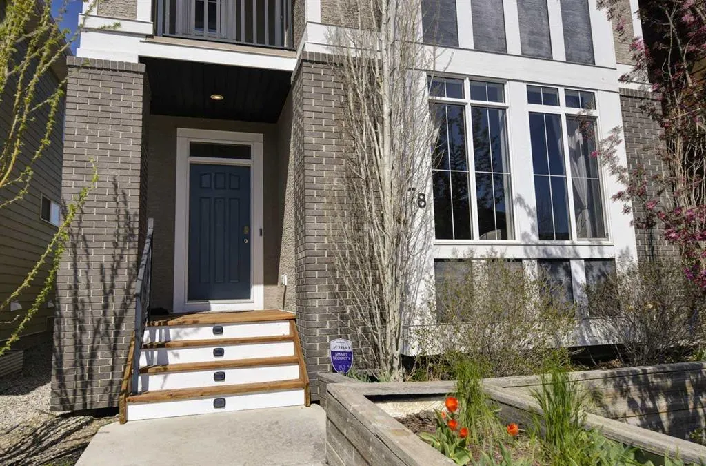 78 Marquis Heights SE