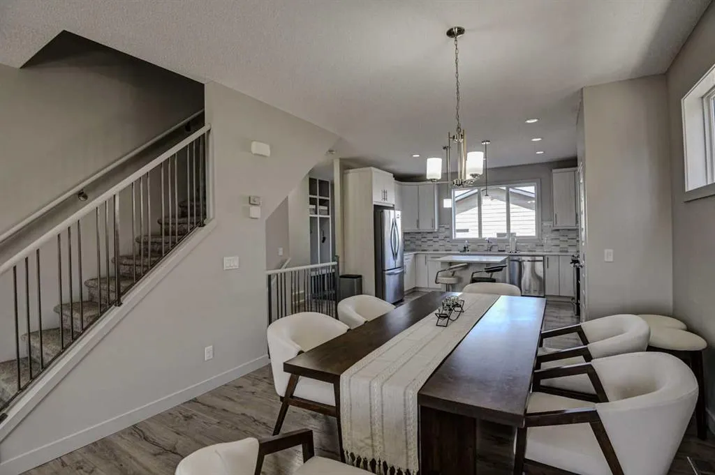 78 Marquis Heights SE