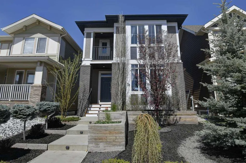 78 Marquis Heights SE