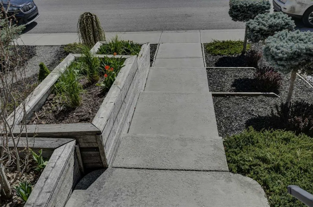 78 Marquis Heights SE