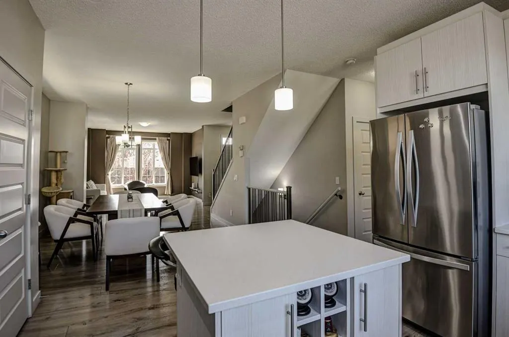78 Marquis Heights SE