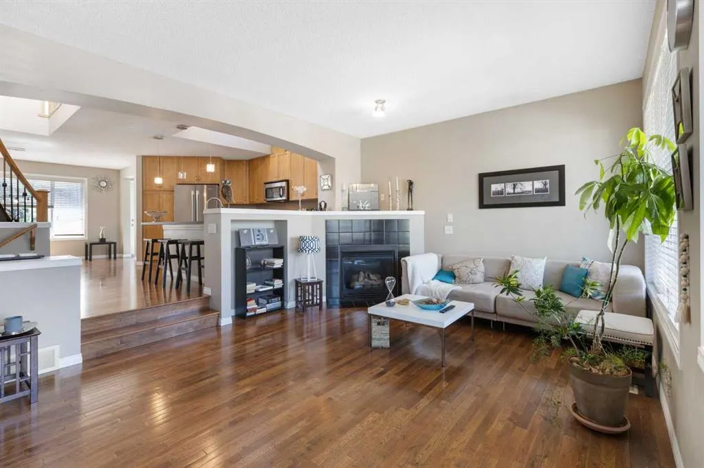 57 Auburn Bay View SE