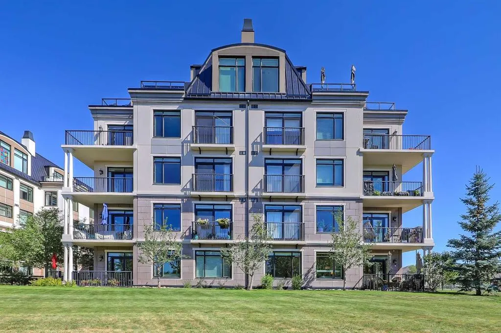 221 Quarry Way SE, #107