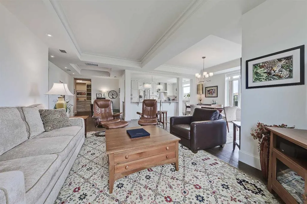 221 Quarry Way SE, #107