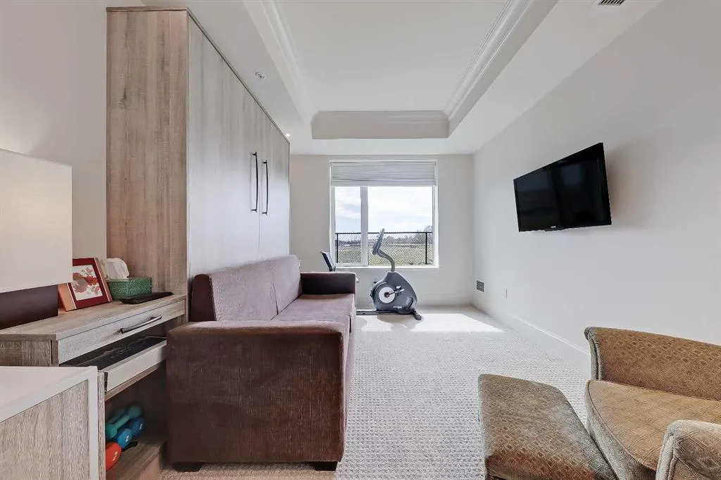221 Quarry Way SE, #107