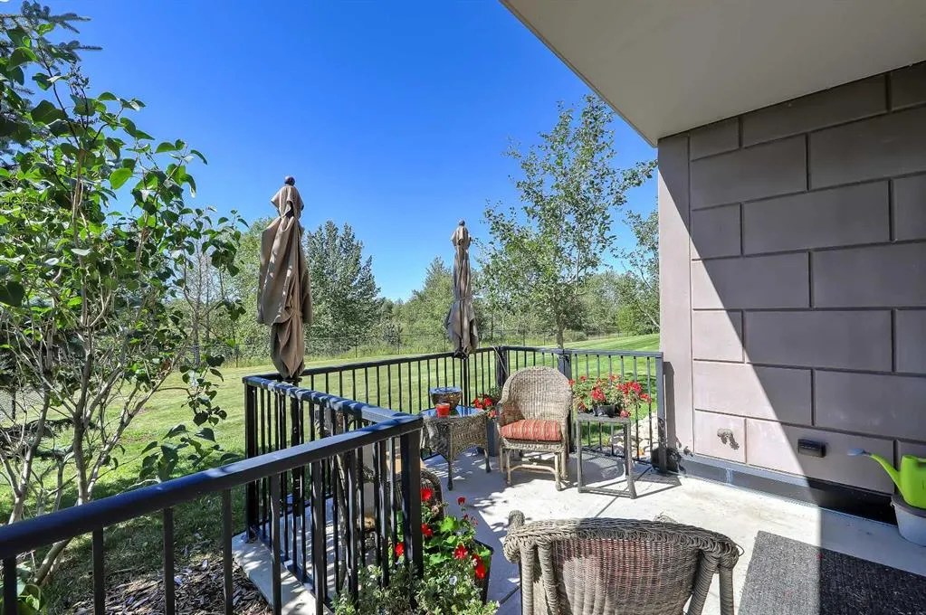 221 Quarry Way SE, #107