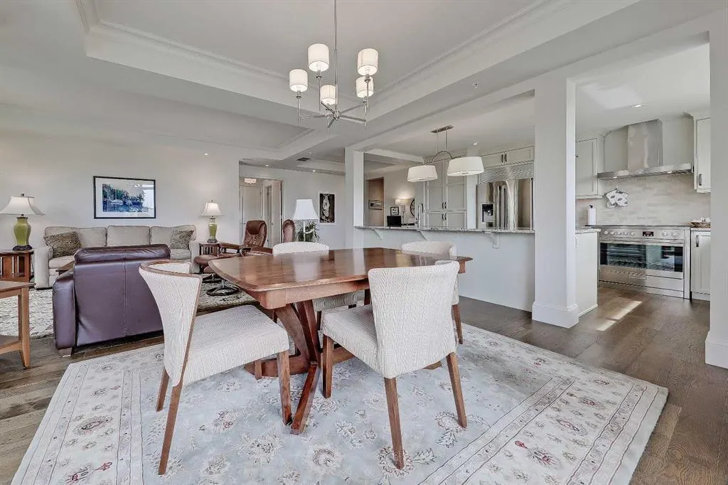 221 Quarry Way SE, #107