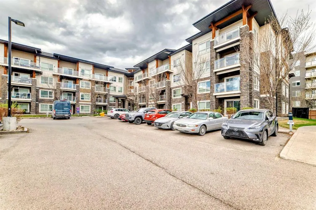 240 Skyview Ranch Road NE, #3403