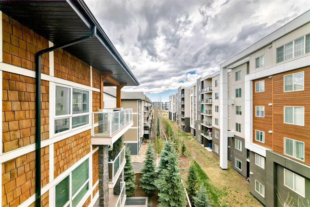 240 Skyview Ranch Road NE, #3403