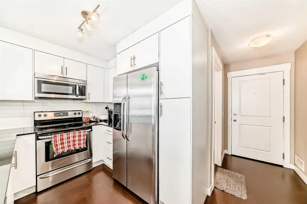 240 Skyview Ranch Road NE, #3403