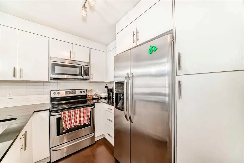 240 Skyview Ranch Road NE, #3403