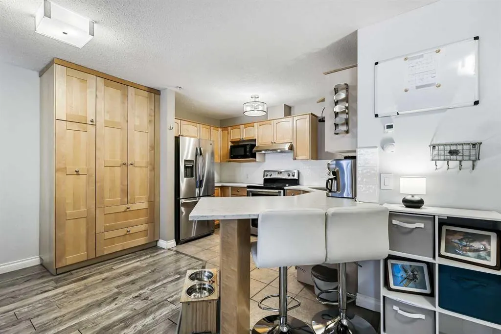 1631 28 Avenue SW, #211