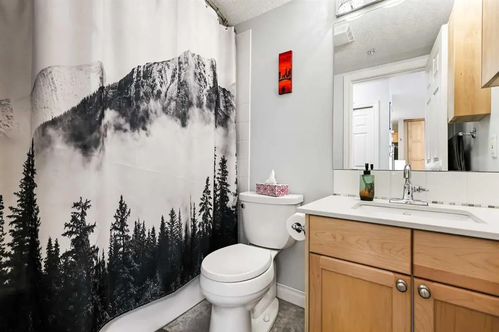 1631 28 Avenue SW, #211