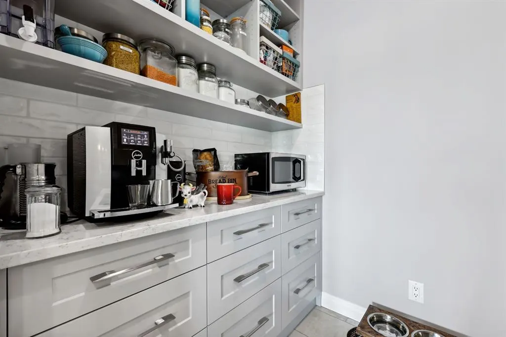 200042 198 Avenue W, #200