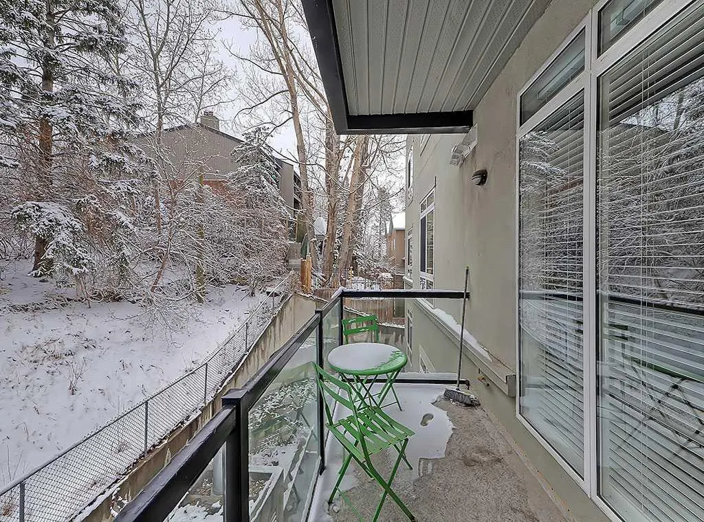 540 5 Avenue NE, #302