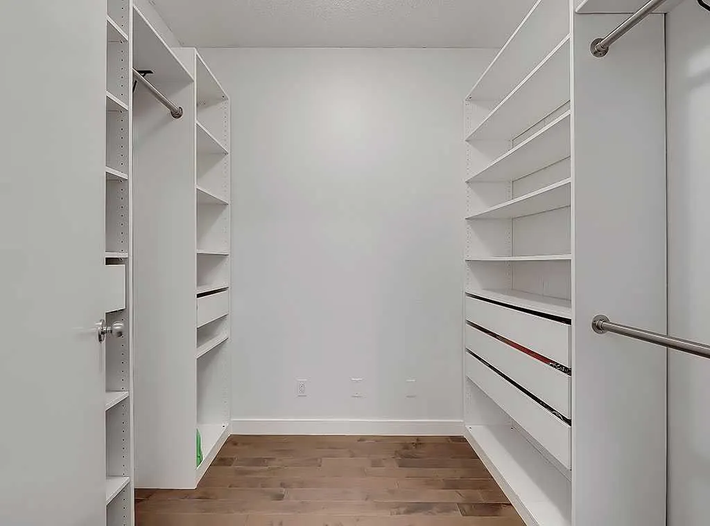 540 5 Avenue NE, #302