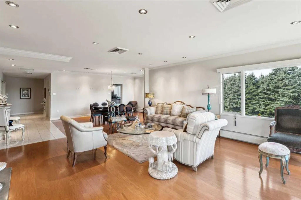 222 Eagle Ridge Drive SW, #3N