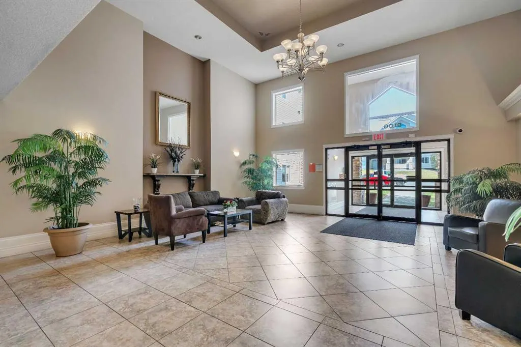 7451 Springbank Boulevard SW, #2306