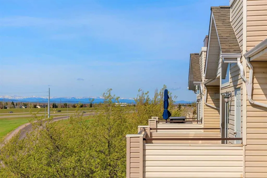 7451 Springbank Boulevard SW, #2306
