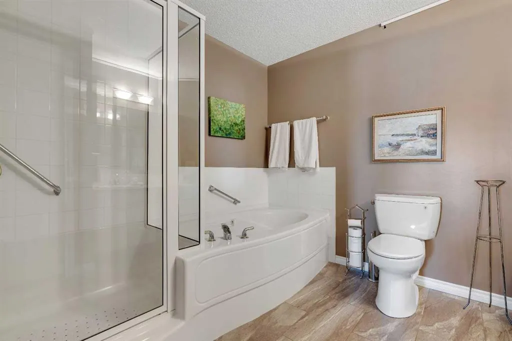 7451 Springbank Boulevard SW, #2306