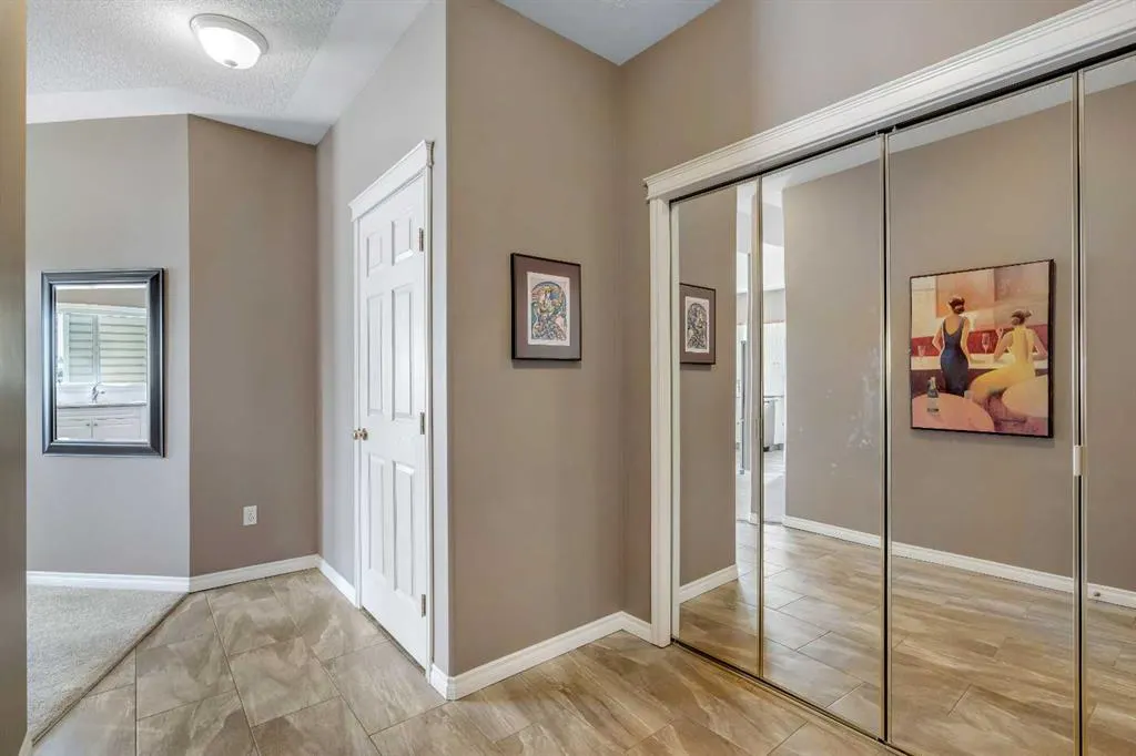 7451 Springbank Boulevard SW, #2306
