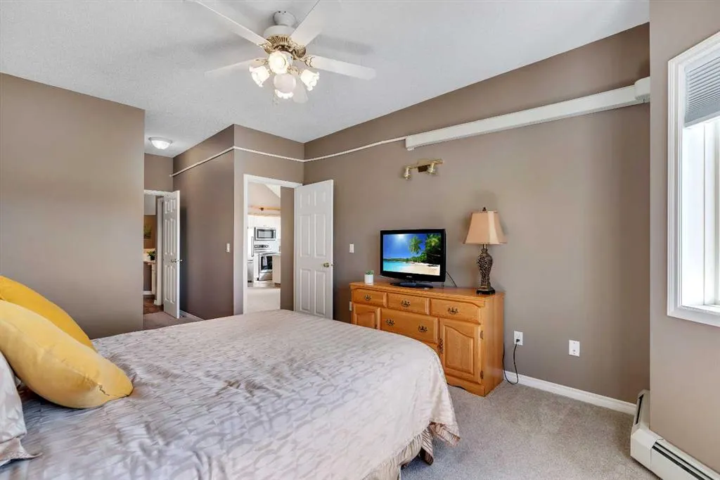7451 Springbank Boulevard SW, #2306