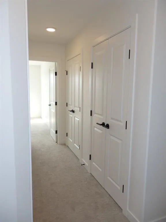 40 Irvin Way