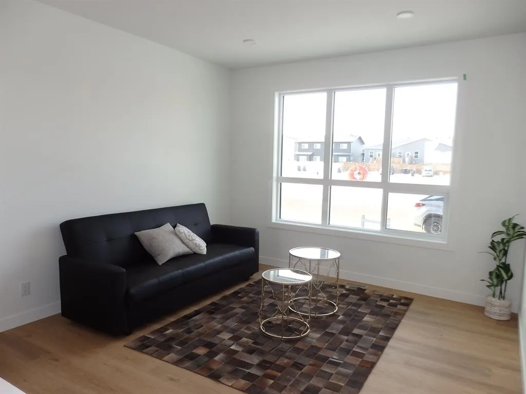 40 Irvin Way