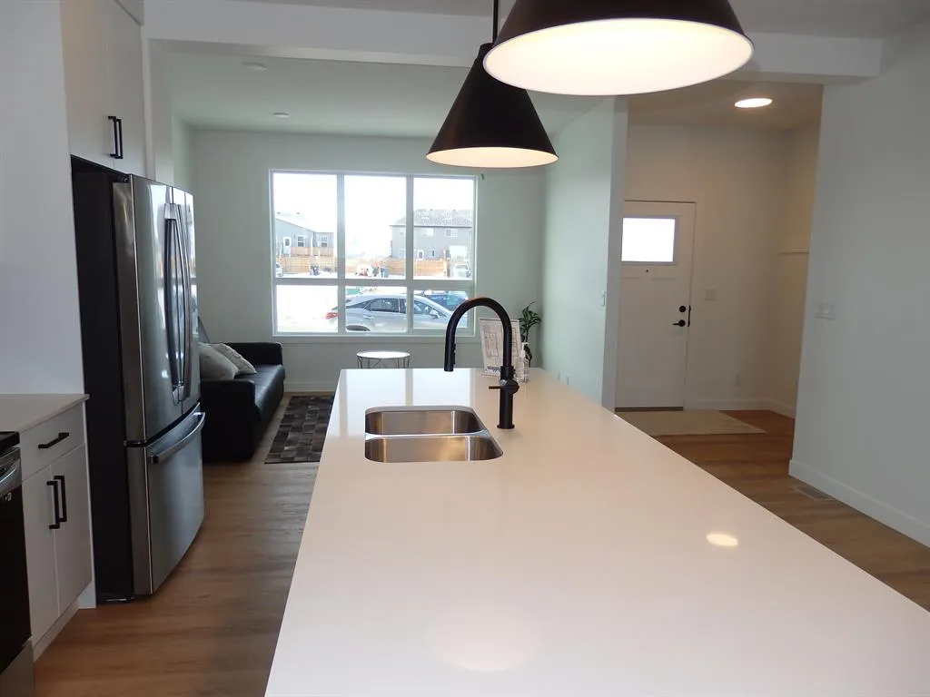40 Irvin Way