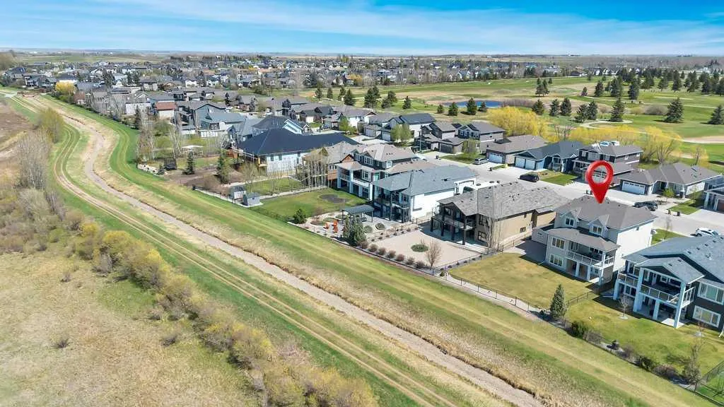1069 Hillcrest Manor Estates