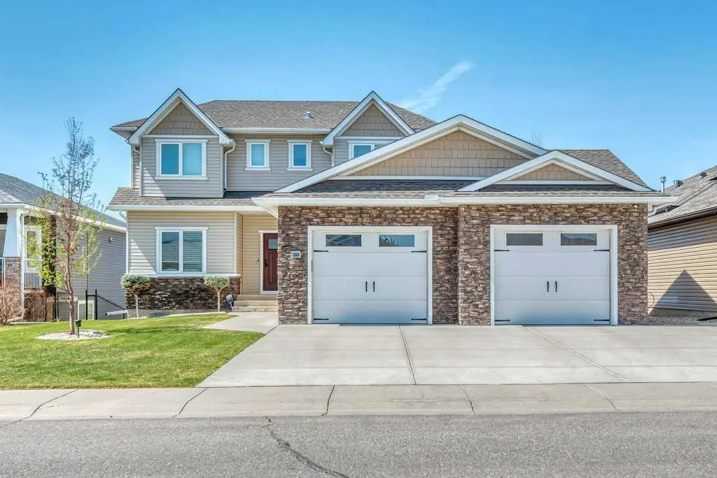 1069 Hillcrest Manor Estates