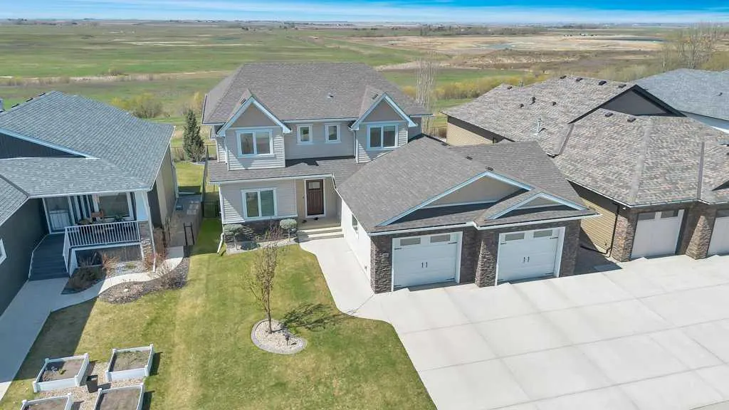 1069 Hillcrest Manor Estates