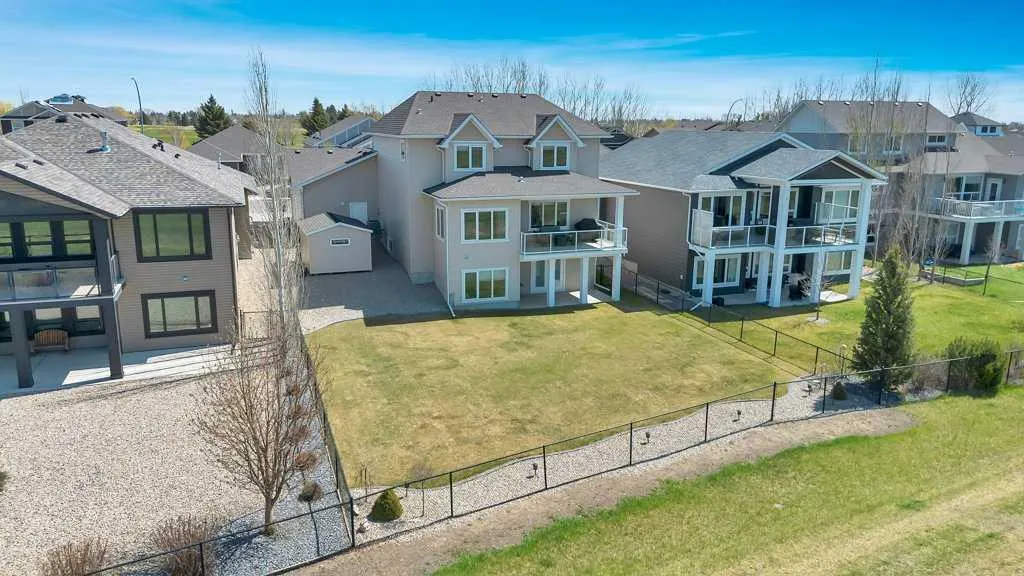 1069 Hillcrest Manor Estates