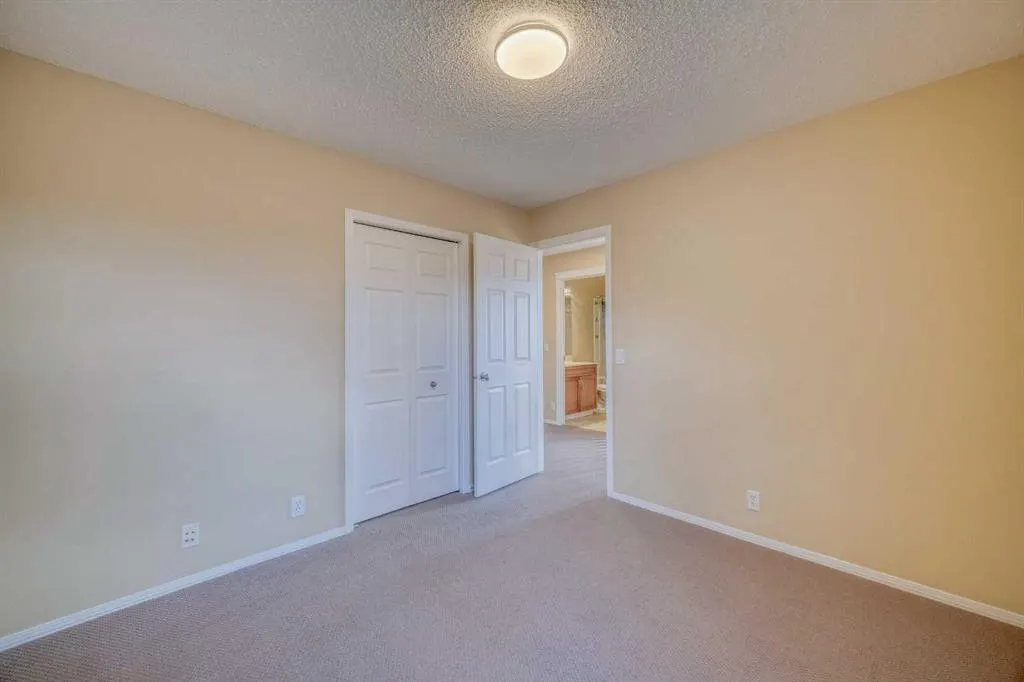 81 Evansmeade Circle NW