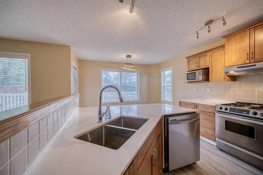 81 Evansmeade Circle NW