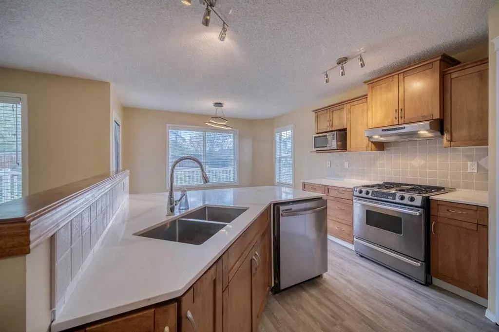 81 Evansmeade Circle NW