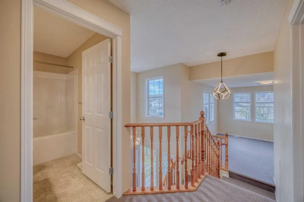 81 Evansmeade Circle NW