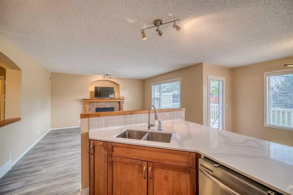 81 Evansmeade Circle NW