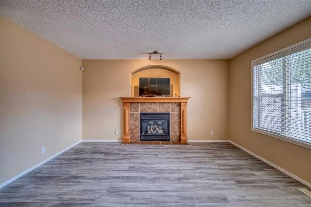 81 Evansmeade Circle NW