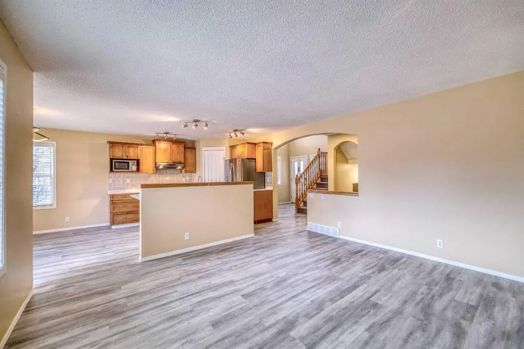 81 Evansmeade Circle NW